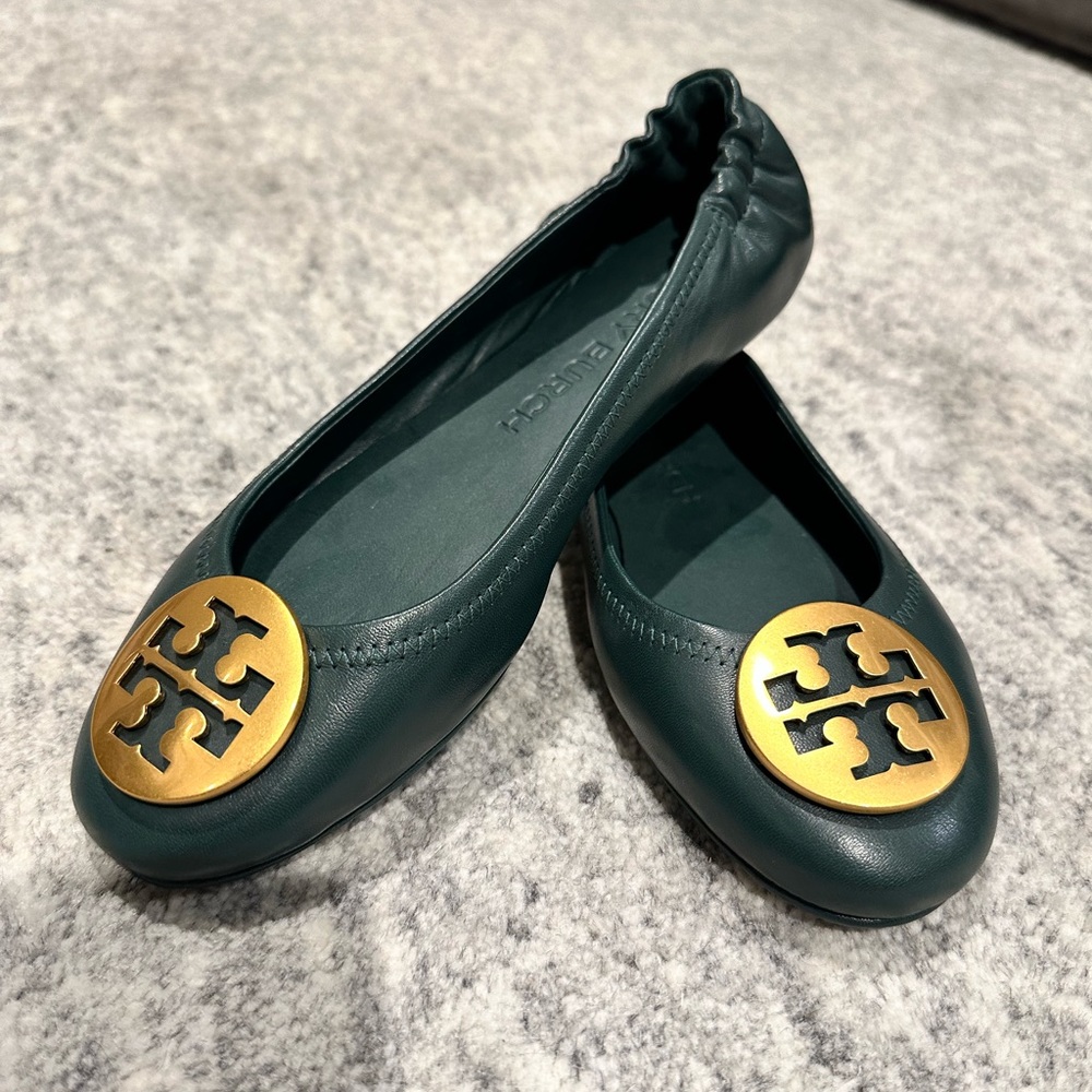 Never worn. Tory Burch Minnie Travel Ballet Flats.